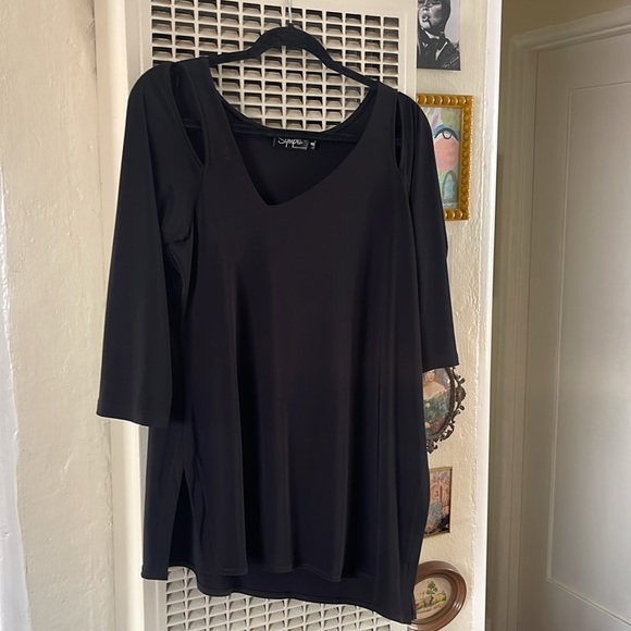 Sympli Focus cold-shoulder tunic top - Picture 9 of 11